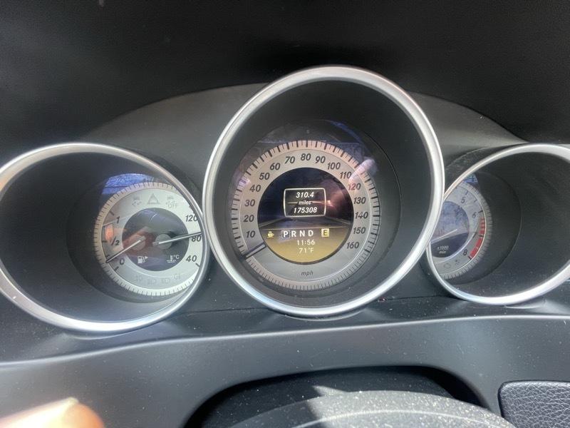 Mercedes-Benz C-Class C300 4MATIC Luxury Sedan 2012