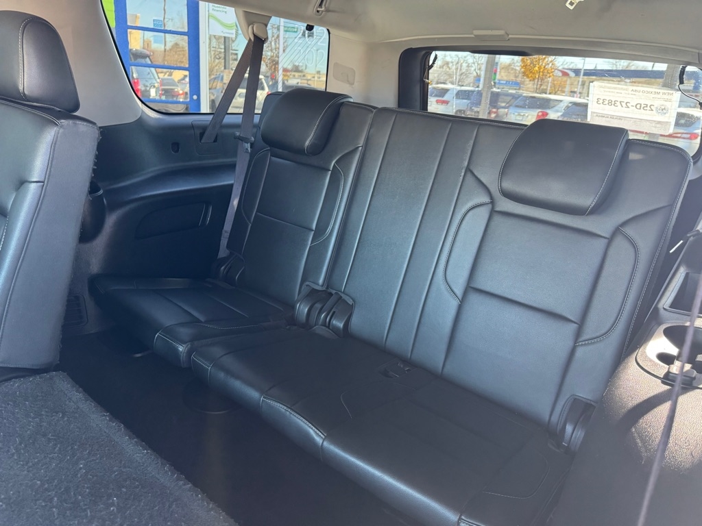 Chevrolet Suburban LT 4WD 2017