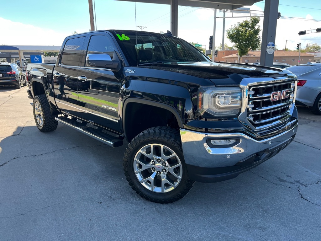 GMC Sierra 1500 SLT Crew Cab Short Box 4WD 2016 GMC Sierra 1500 SLT Crew Cab Short Box 4WD 2016