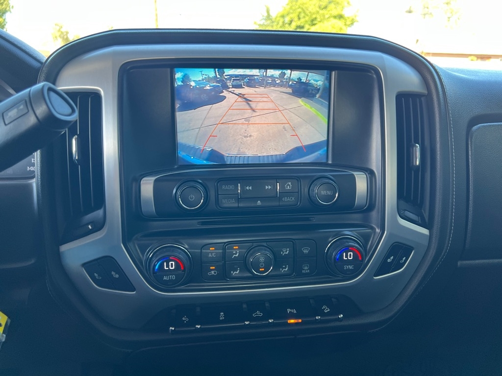 GMC Sierra 1500 SLT Crew Cab Short Box 4WD 2016 GMC Sierra 1500 SLT Crew Cab Short Box 4WD 2016