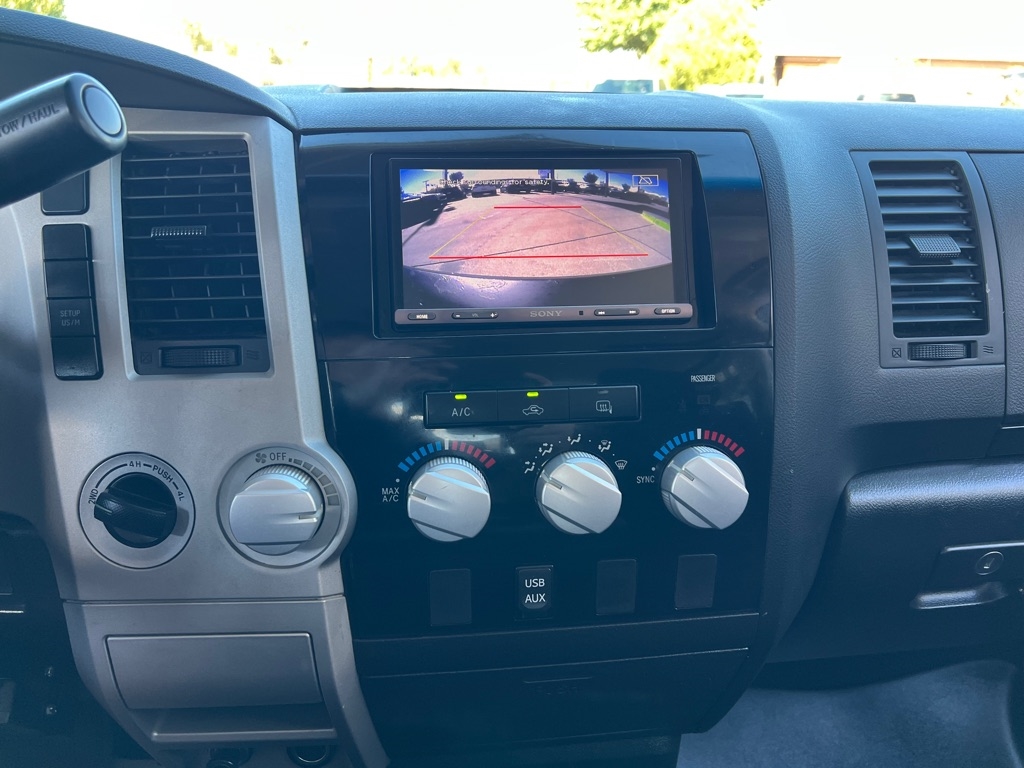 Toyota Tundra SR5 Double Cab LB 6AT 4WD 2007 Toyota Tundra SR5 Double Cab LB 6AT 4WD 2007