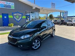 2016 Honda HR-V  2016 Honda HR-V