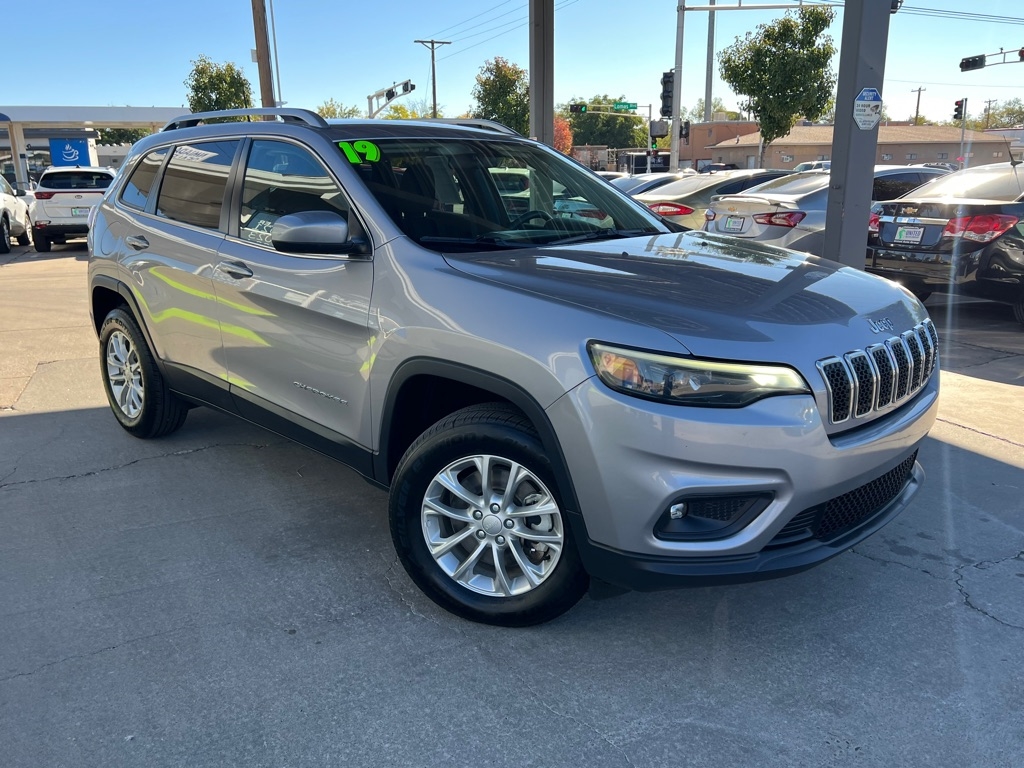 Jeep Cherokee Latitude 4WD 2019 Jeep Cherokee Latitude 4WD 2019
