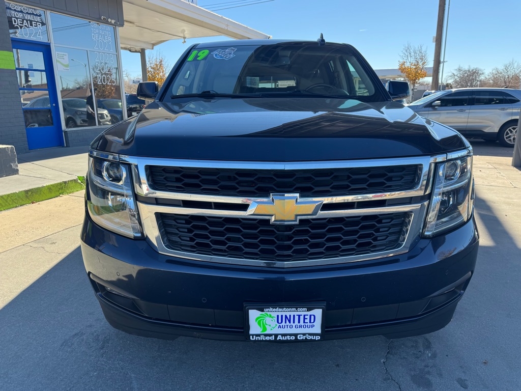 Chevrolet Suburban LT 4WD 2019