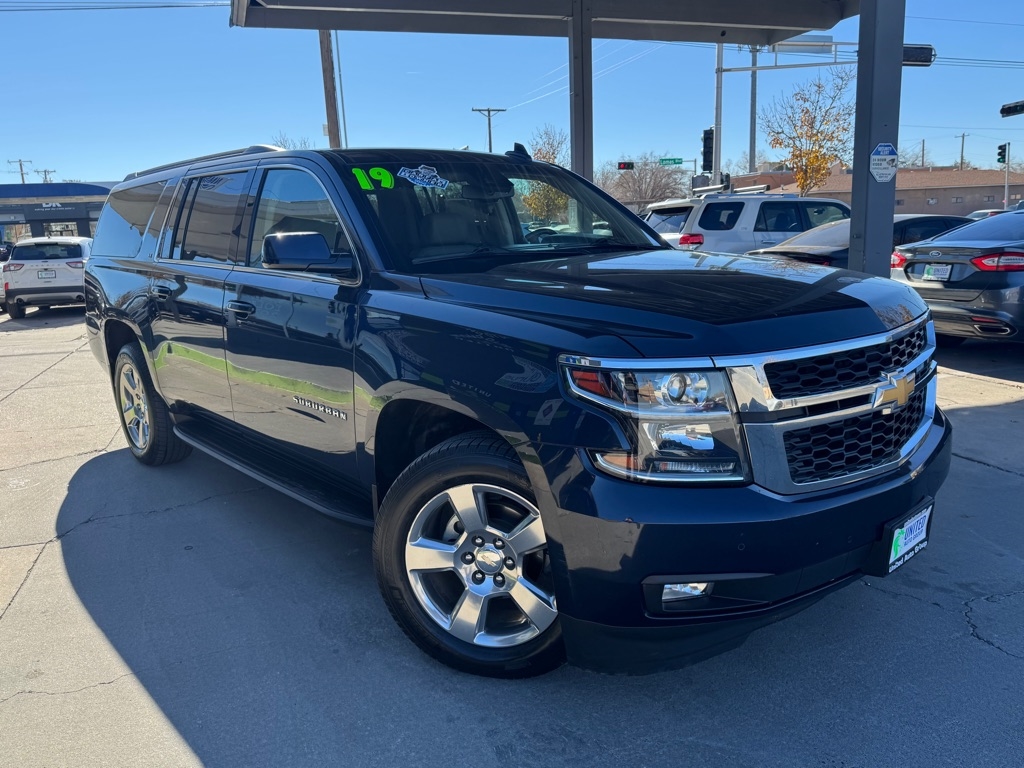 Chevrolet Suburban LT 4WD 2019