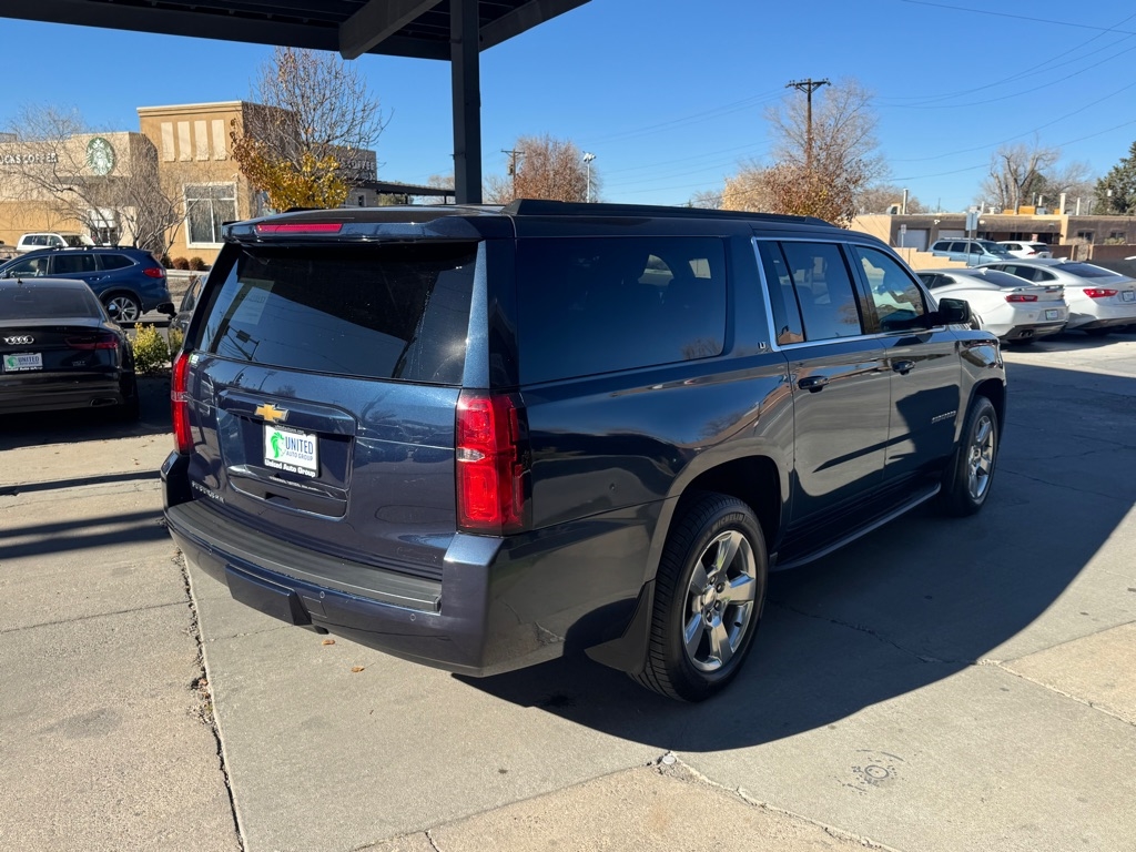 Chevrolet Suburban LT 4WD 2019