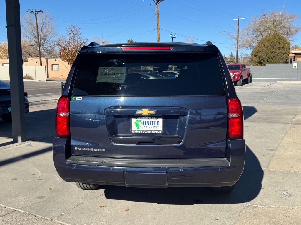 Chevrolet Suburban LT 4WD 2019
