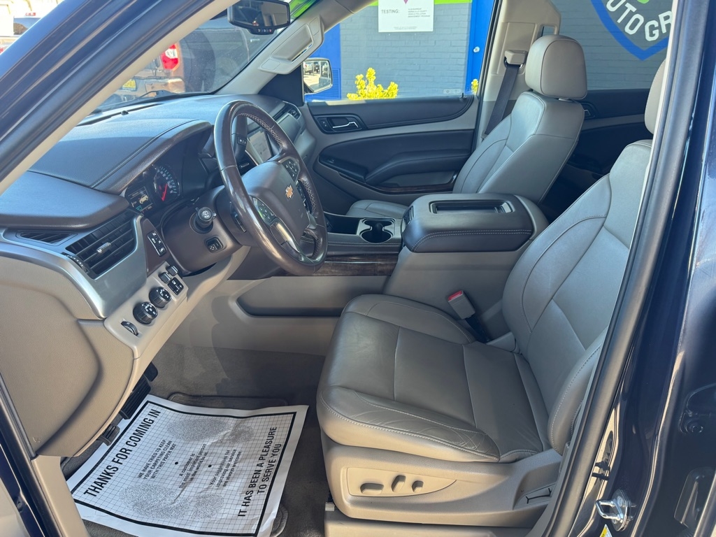 Chevrolet Suburban LT 4WD 2019