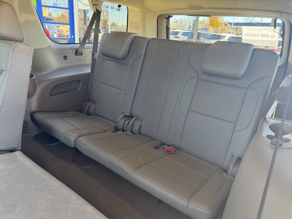 Chevrolet Suburban LT 4WD 2019