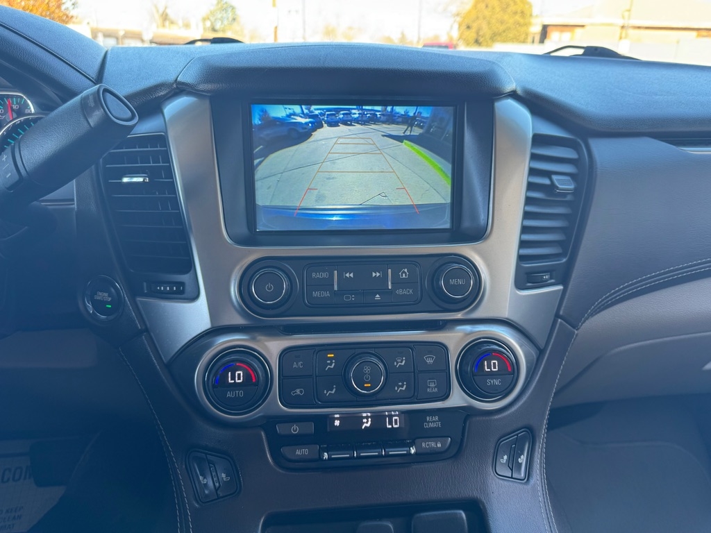 Chevrolet Suburban LT 4WD 2019