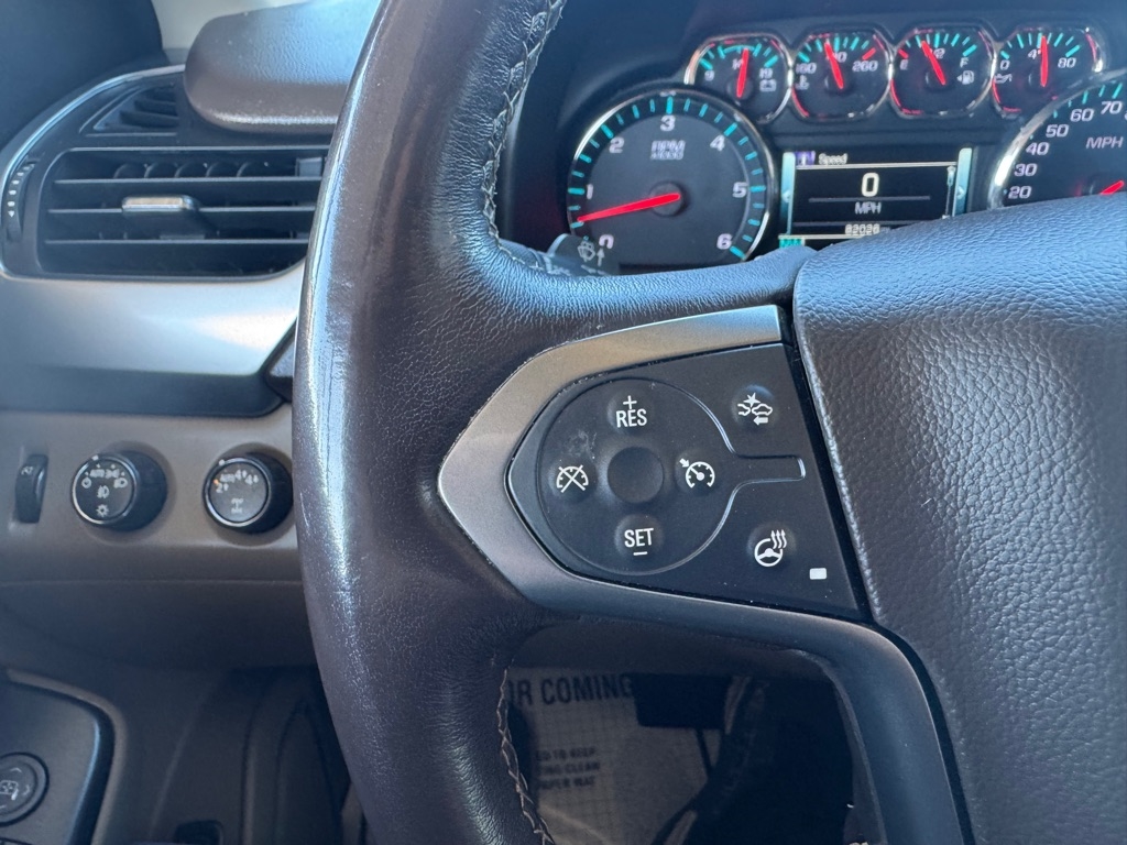 Chevrolet Suburban LT 4WD 2019