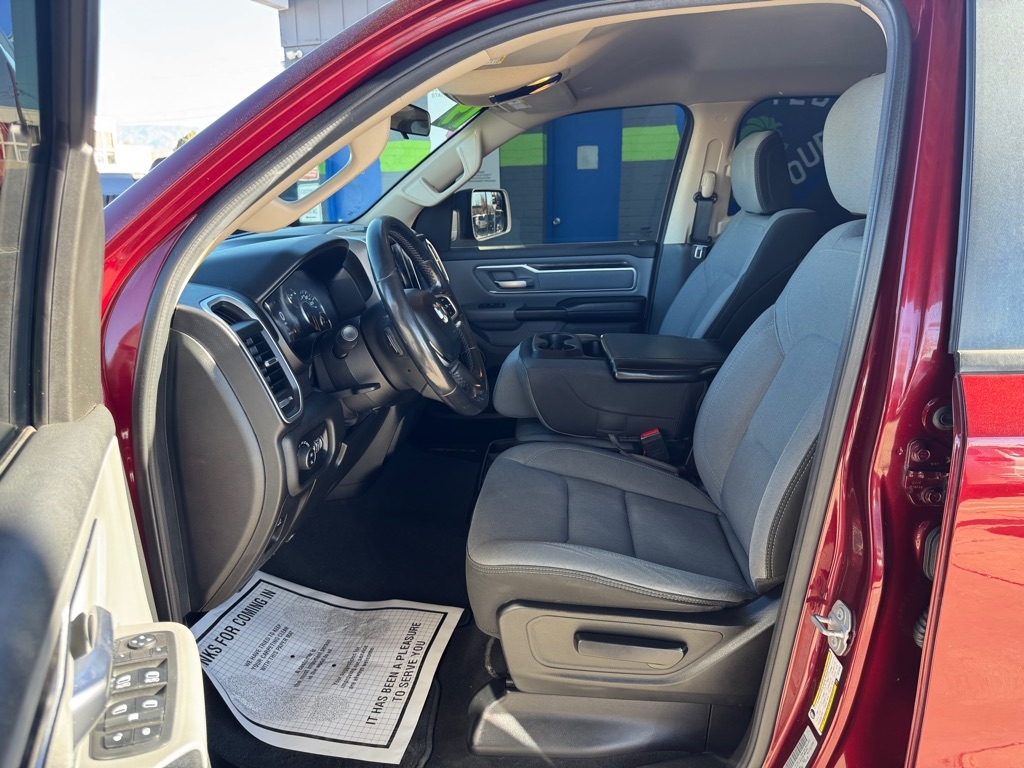 RAM 1500 Big Horn Crew Cab SWB 4WD 2019