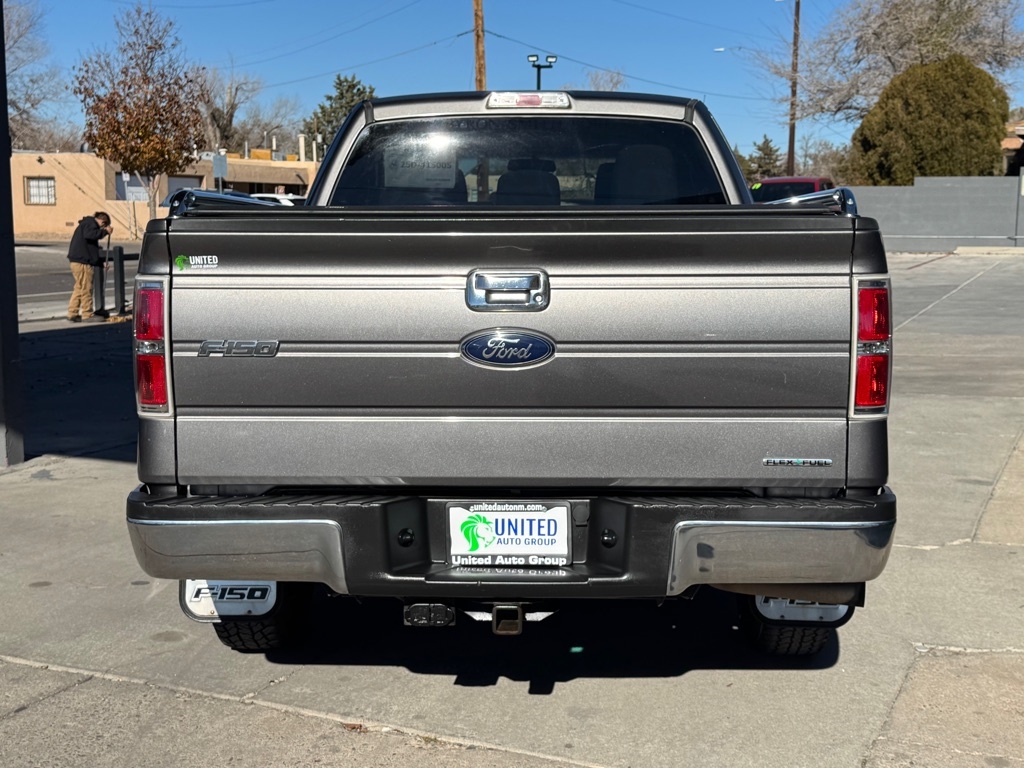 Ford F-150 XL SuperCab 8-ft. Bed 2WD 2012