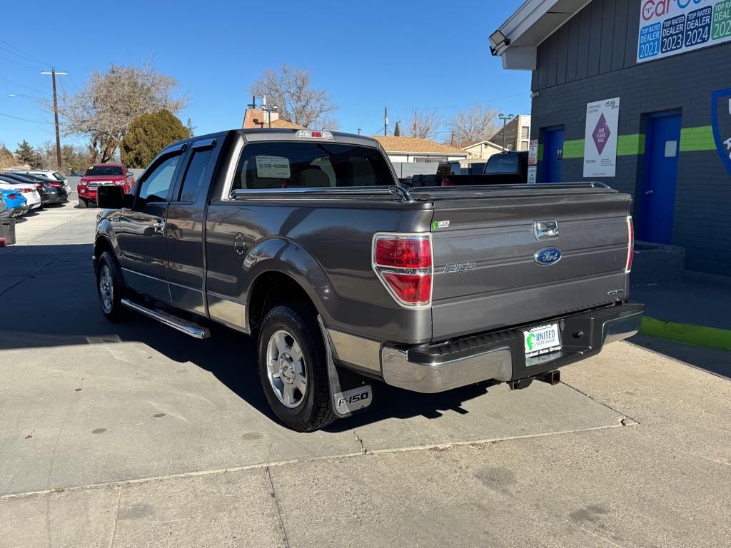 Ford F-150 XL SuperCab 8-ft. Bed 2WD 2012