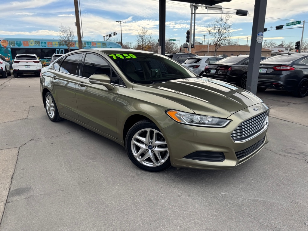 Ford Fusion SE 2013