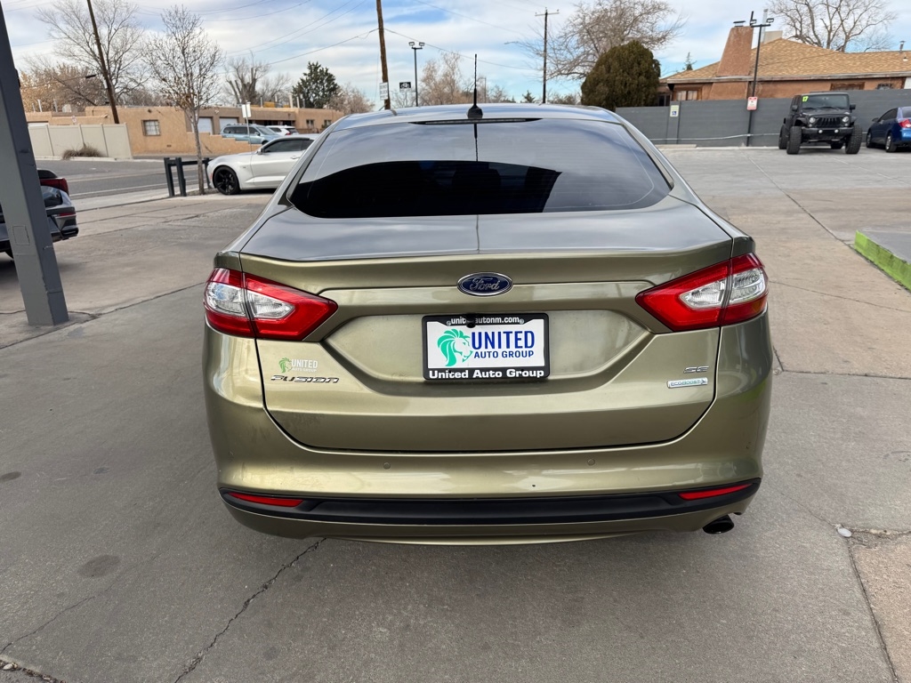 Ford Fusion SE 2013