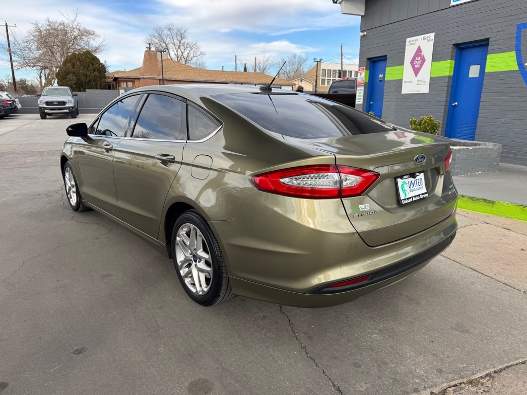 Ford Fusion SE 2013