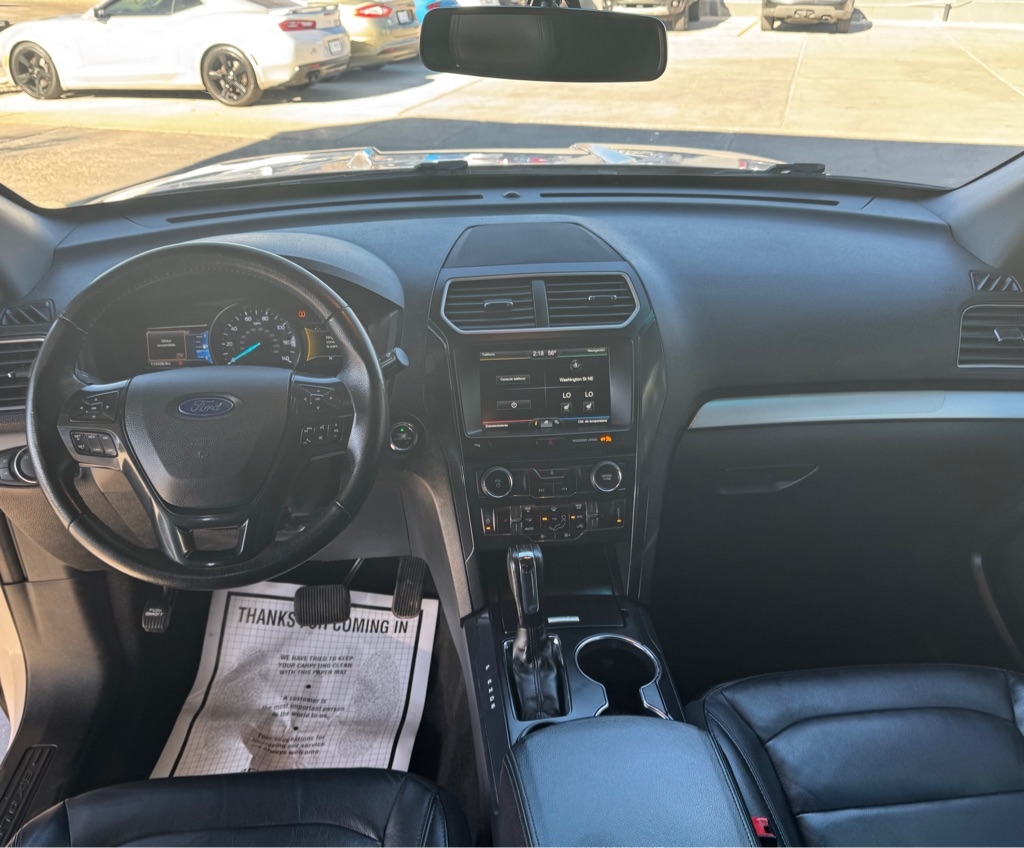 Ford Explorer XLT FWD 2016