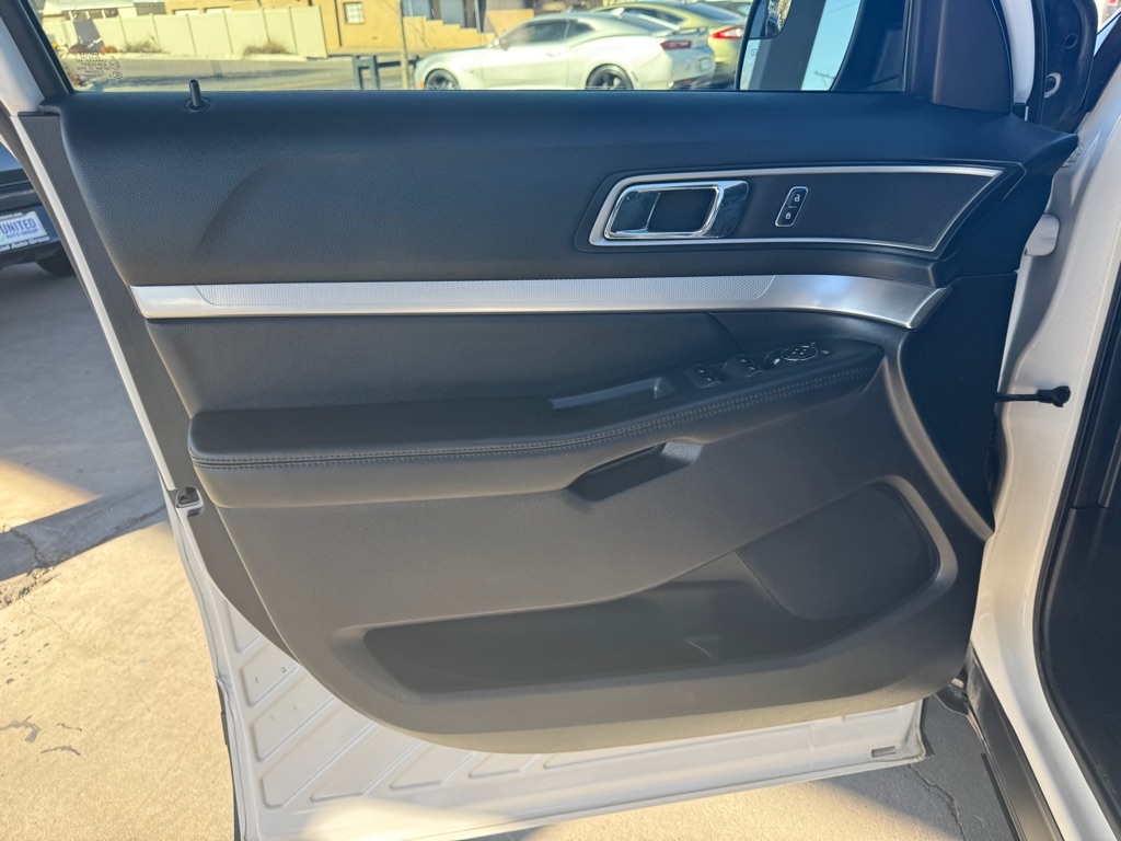 Ford Explorer XLT FWD 2016