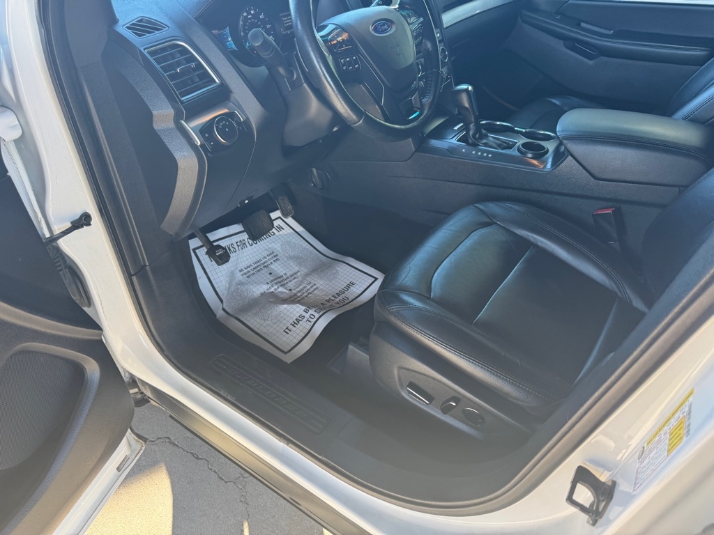 Ford Explorer XLT FWD 2016