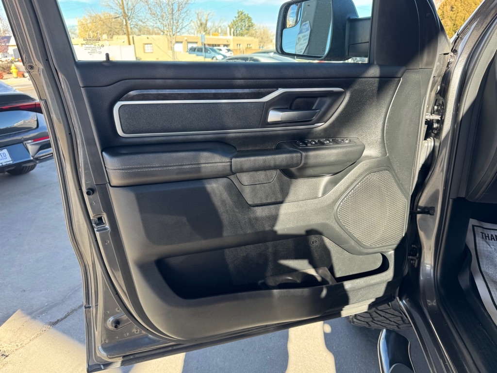 RAM 1500 Big Horn Crew Cab LWB 4WD 2020