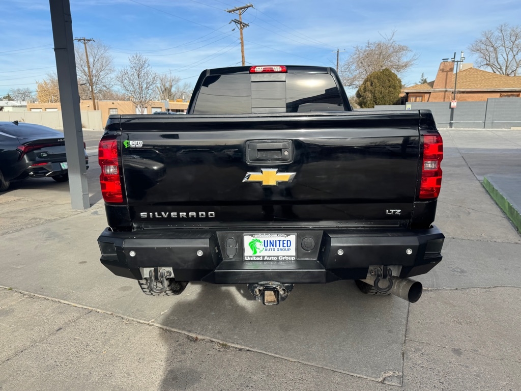 Chevrolet Silverado 2500HD LTZ Crew Cab 4WD 2015