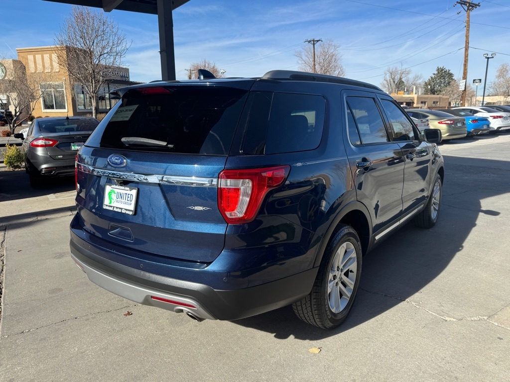 Ford Explorer XLT FWD 2017