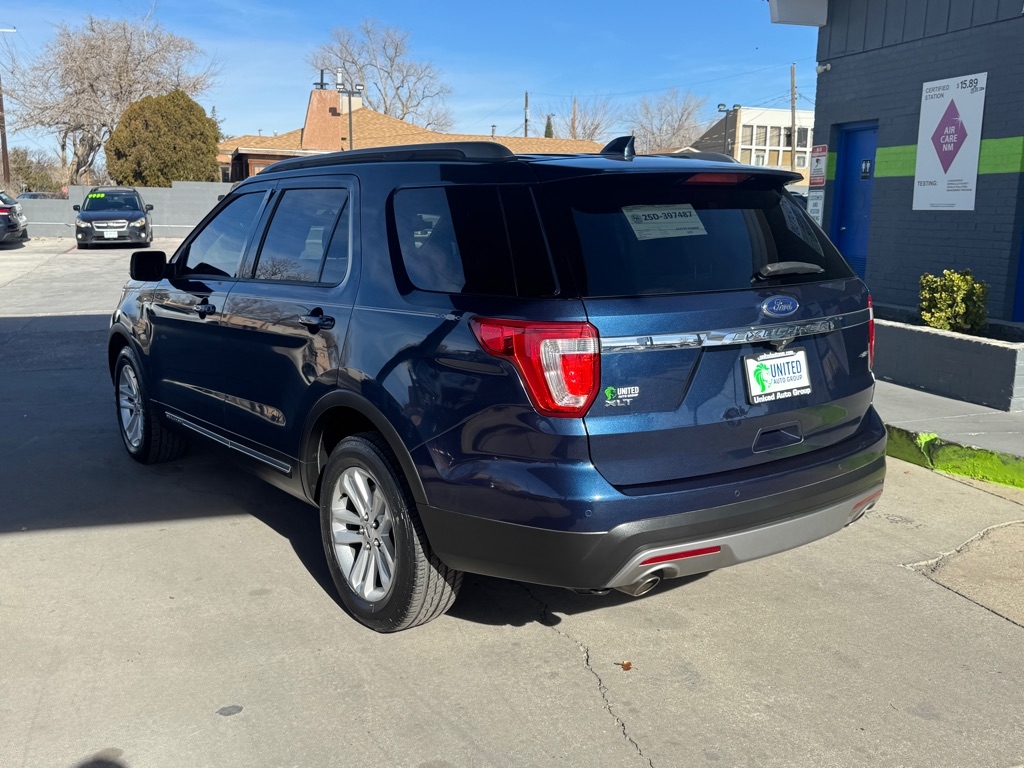 Ford Explorer XLT FWD 2017