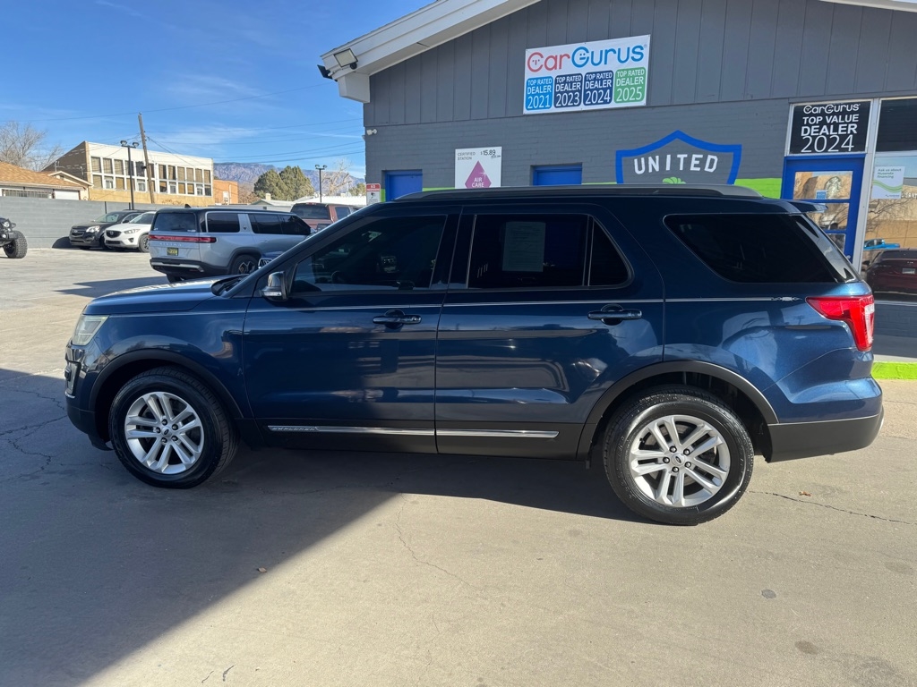 Ford Explorer XLT FWD 2017