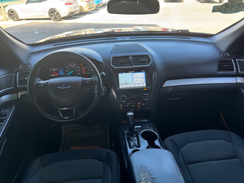 Ford Explorer XLT FWD 2017