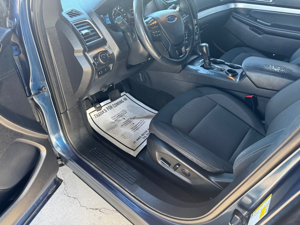 Ford Explorer XLT FWD 2017