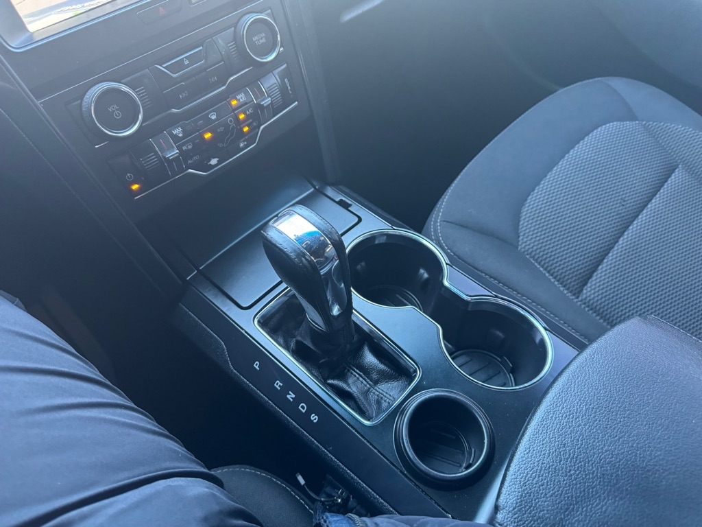 Ford Explorer XLT FWD 2017