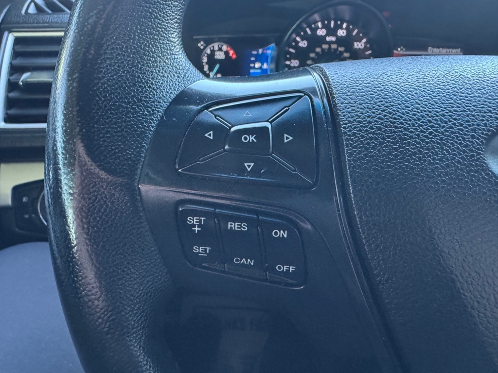 Ford Explorer XLT FWD 2017