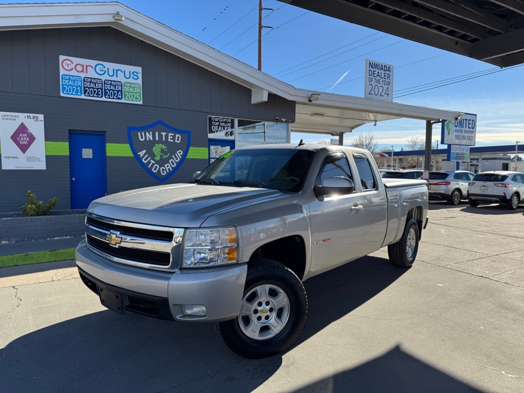 2008 Chevrolet Silverado 1500 LTZ Ext. Cab Long Box 4WD