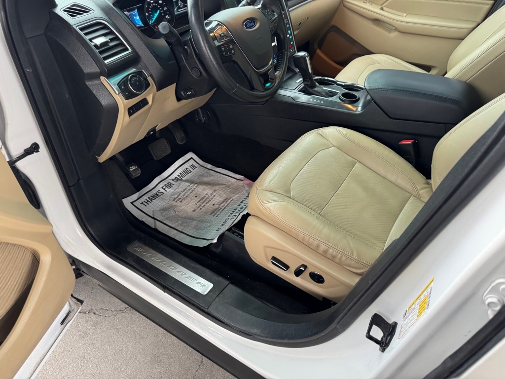 Ford Explorer Limited FWD 2016