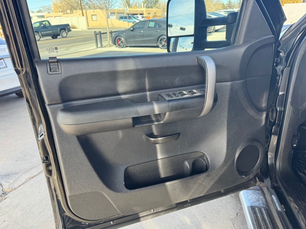 Chevrolet Silverado 2500HD LT1 Crew Cab Long Box 4WD 2009