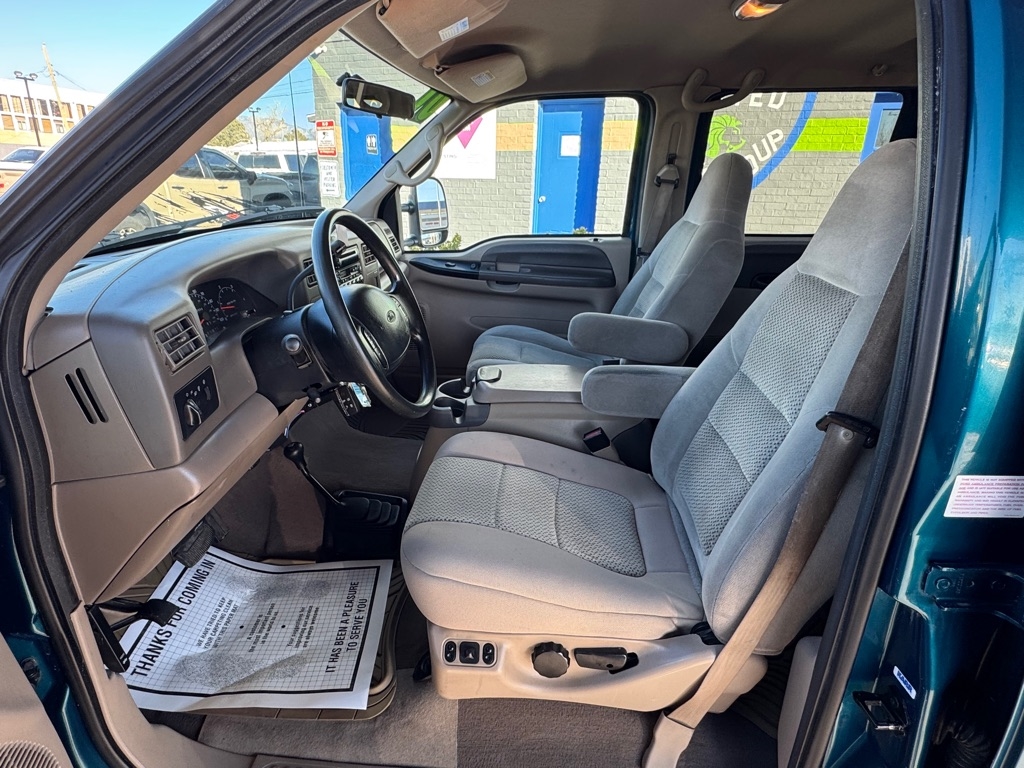 Ford F-250 SD XL Crew Cab Short Bed 4WD 2001