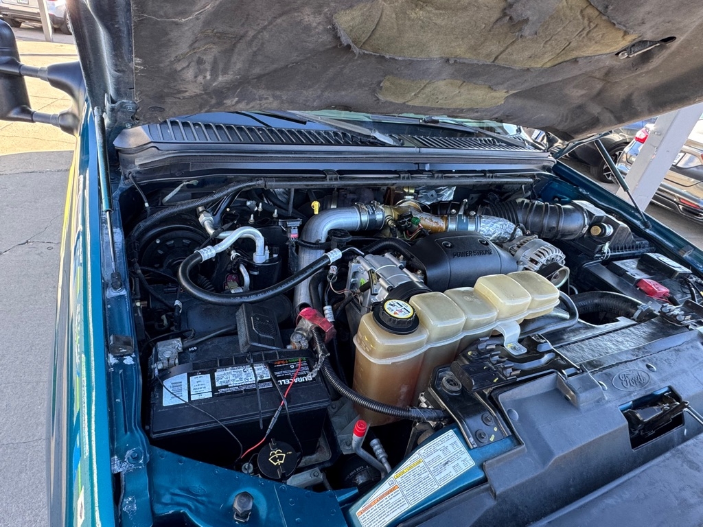 Ford F-250 SD XL Crew Cab Short Bed 4WD 2001