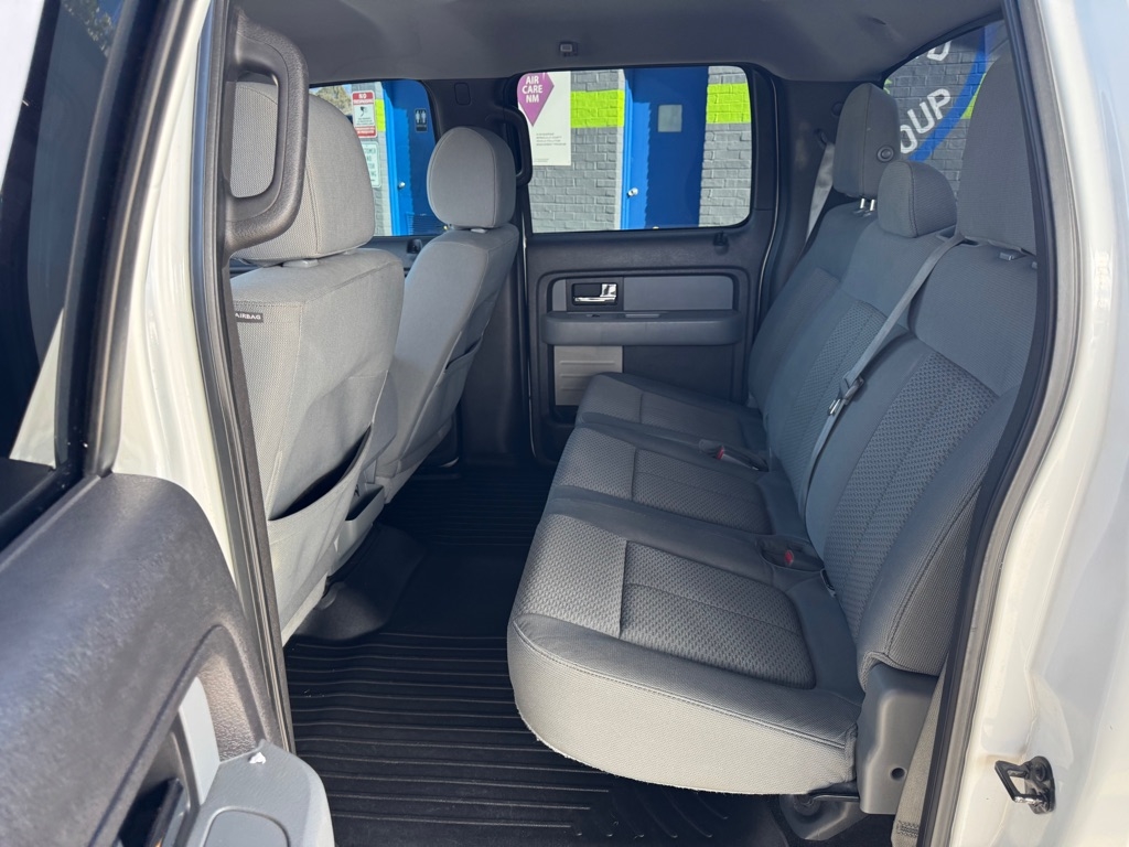 Ford F-150 XL SuperCrew 5.5-ft. Bed 4WD 2013