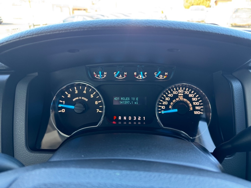 Ford F-150 XL SuperCrew 5.5-ft. Bed 4WD 2013