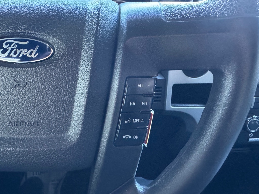 Ford F-150 XL SuperCrew 5.5-ft. Bed 4WD 2013