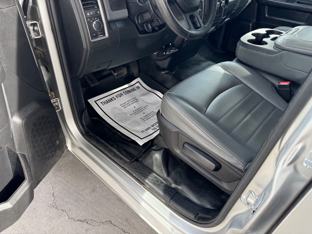 RAM 1500 Tradesman Quad Cab 4WD 2014