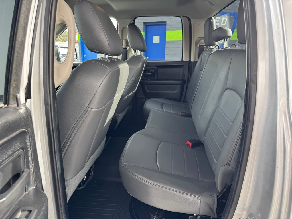 RAM 1500 Tradesman Quad Cab 4WD 2014