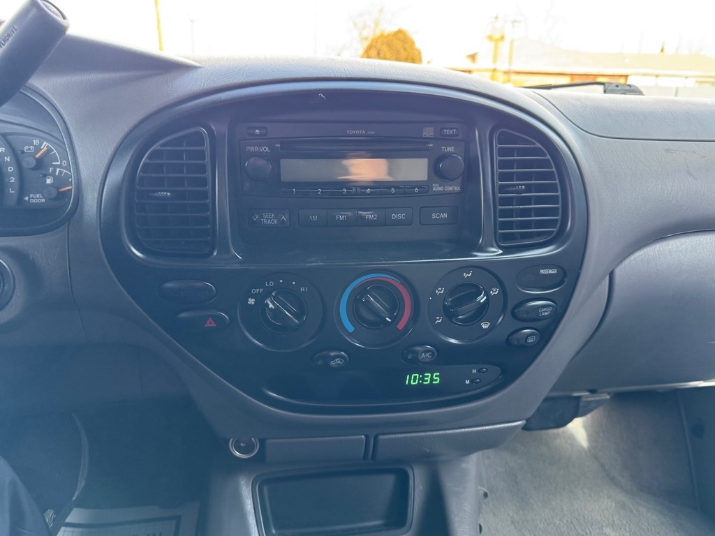 Toyota Tundra SR5 Double Cab 2WD 2004