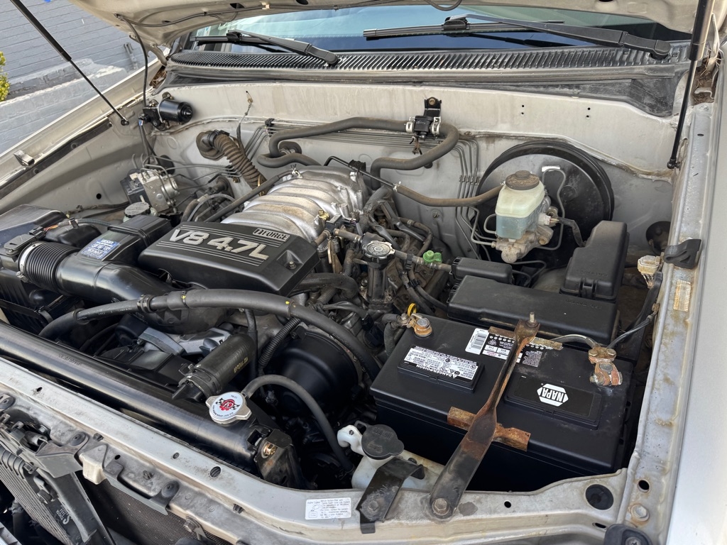 Toyota Tundra SR5 Double Cab 2WD 2004