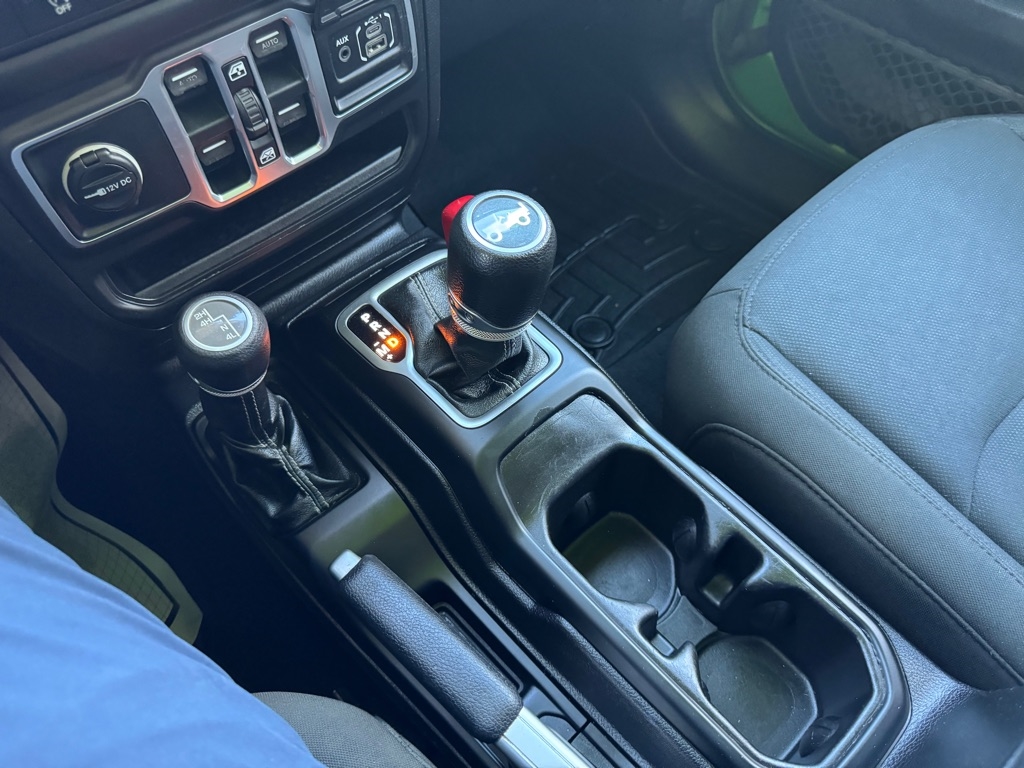 Jeep Wrangler Unlimited Sahara 2018