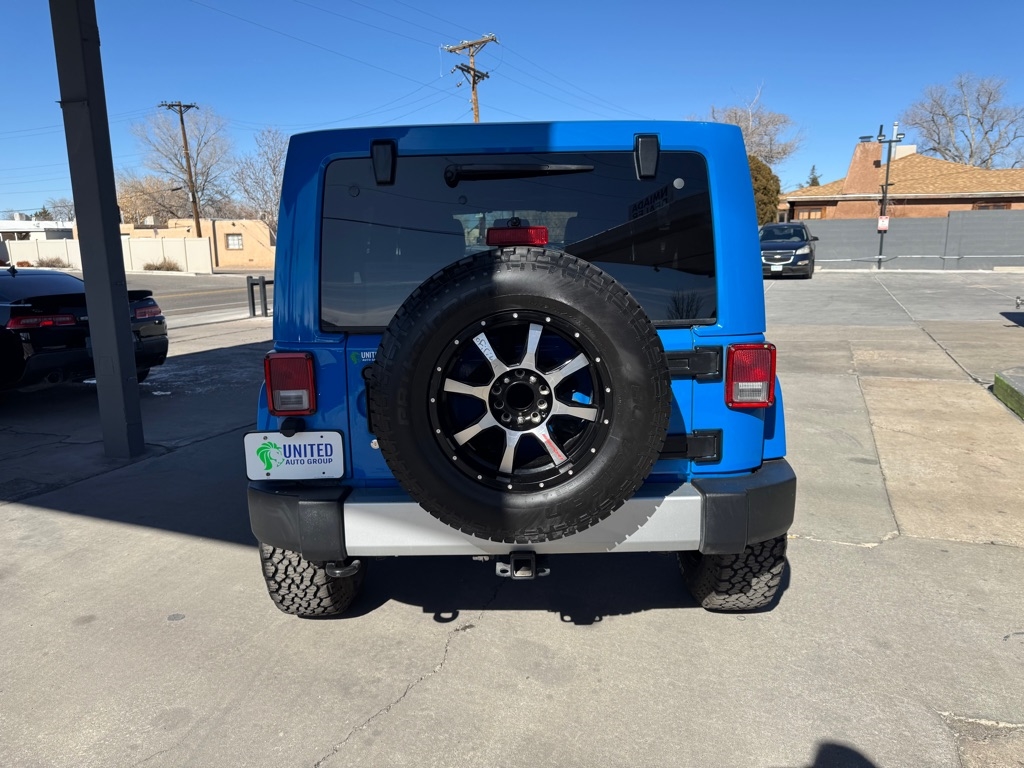 Jeep Wrangler Unlimited Sahara 4WD 2011
