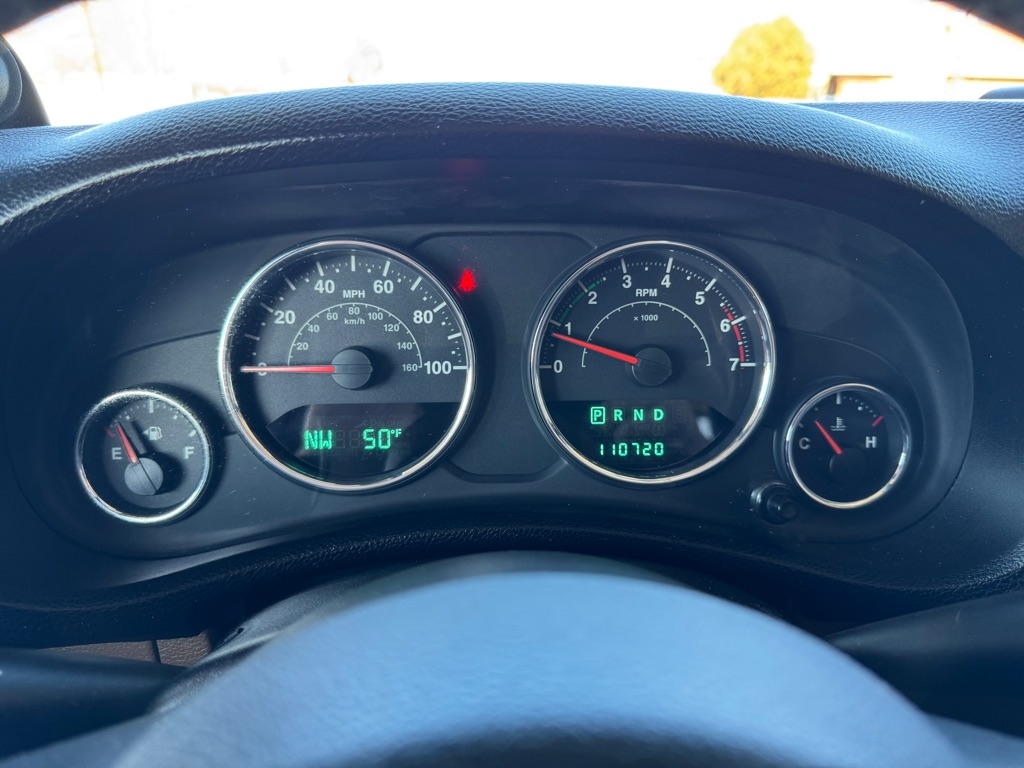 Jeep Wrangler Unlimited Sahara 4WD 2011