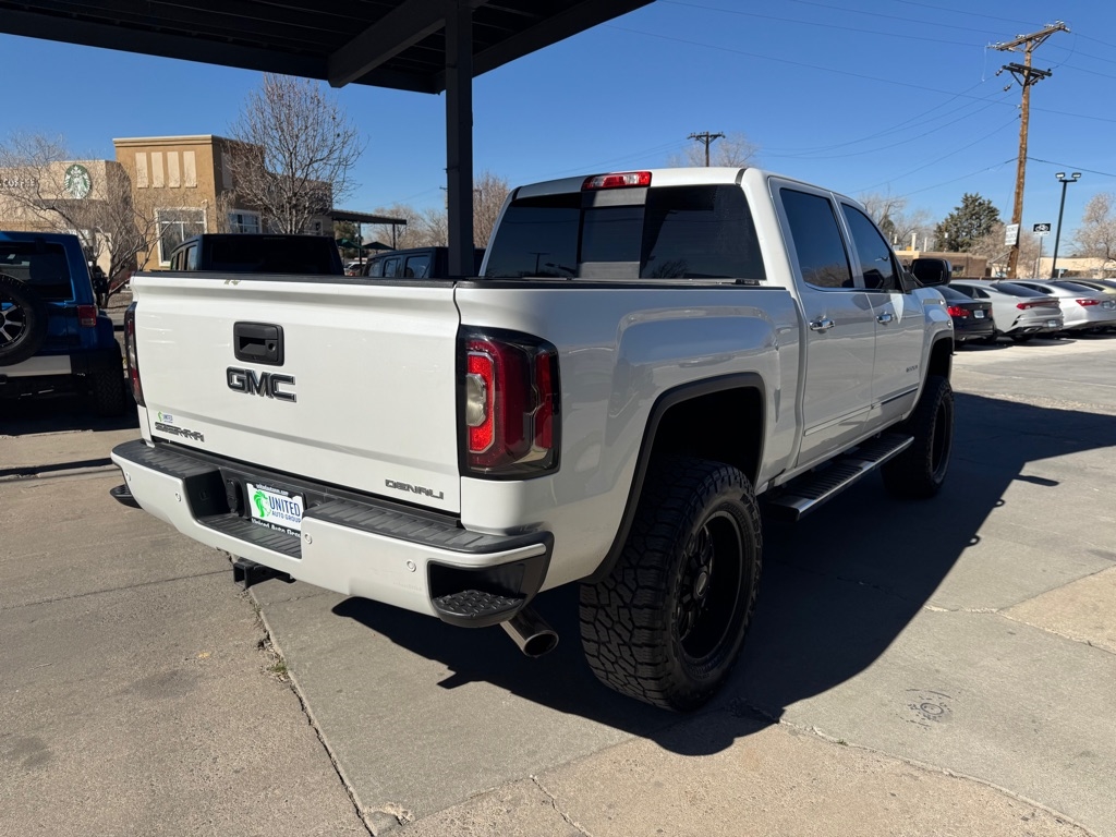 GMC Sierra 1500 Denali Crew Cab Long Box 4WD 2017