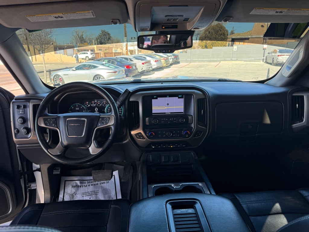 GMC Sierra 1500 Denali Crew Cab Long Box 4WD 2017